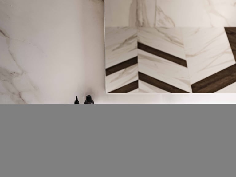 Indissima Toilet Roll Holder - Right - Matte White image