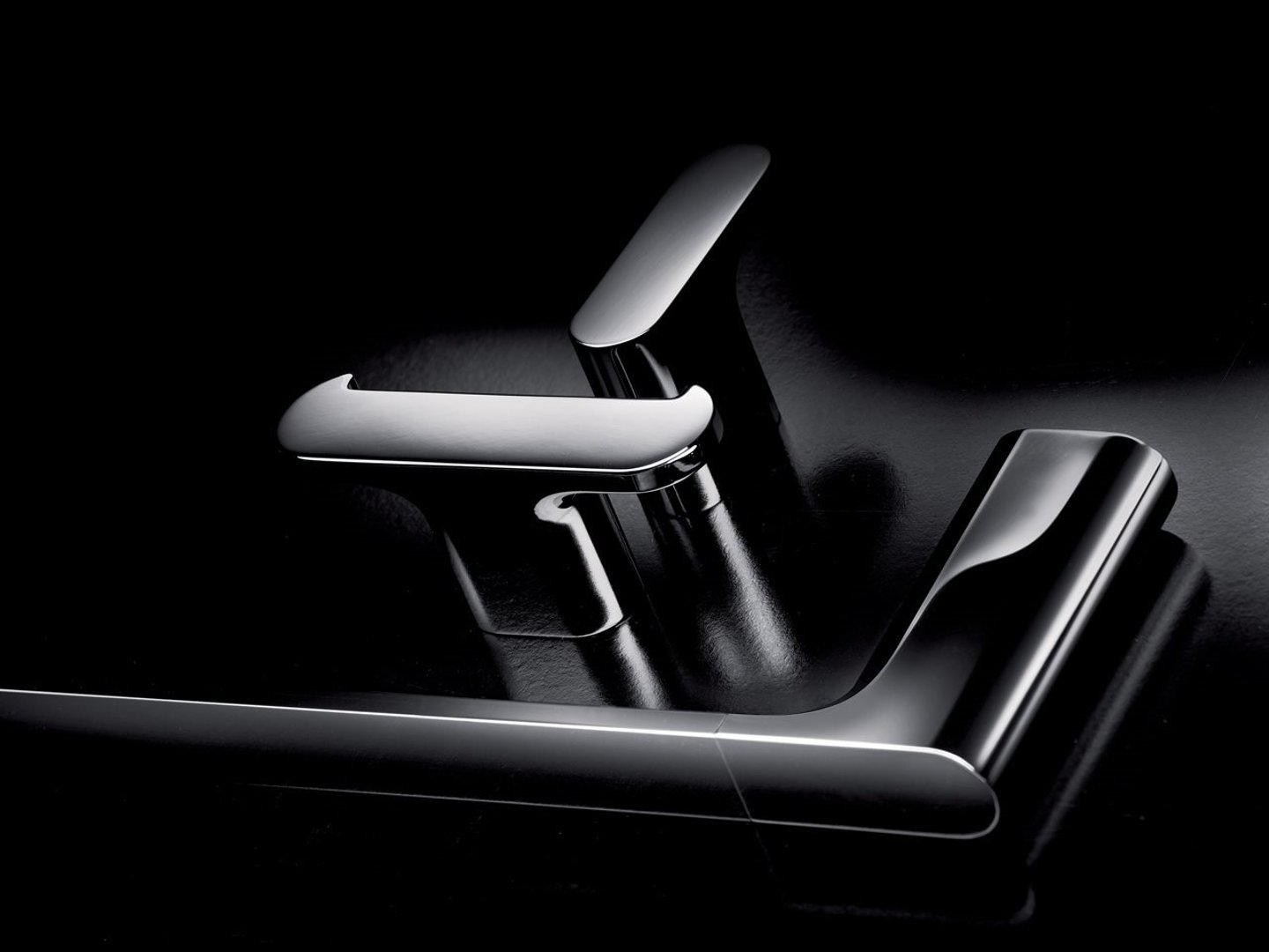 Mito Bathroom Accessories by Inda image