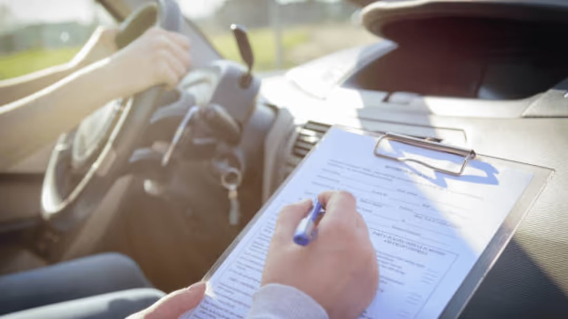 Lal's Driving School hero image
