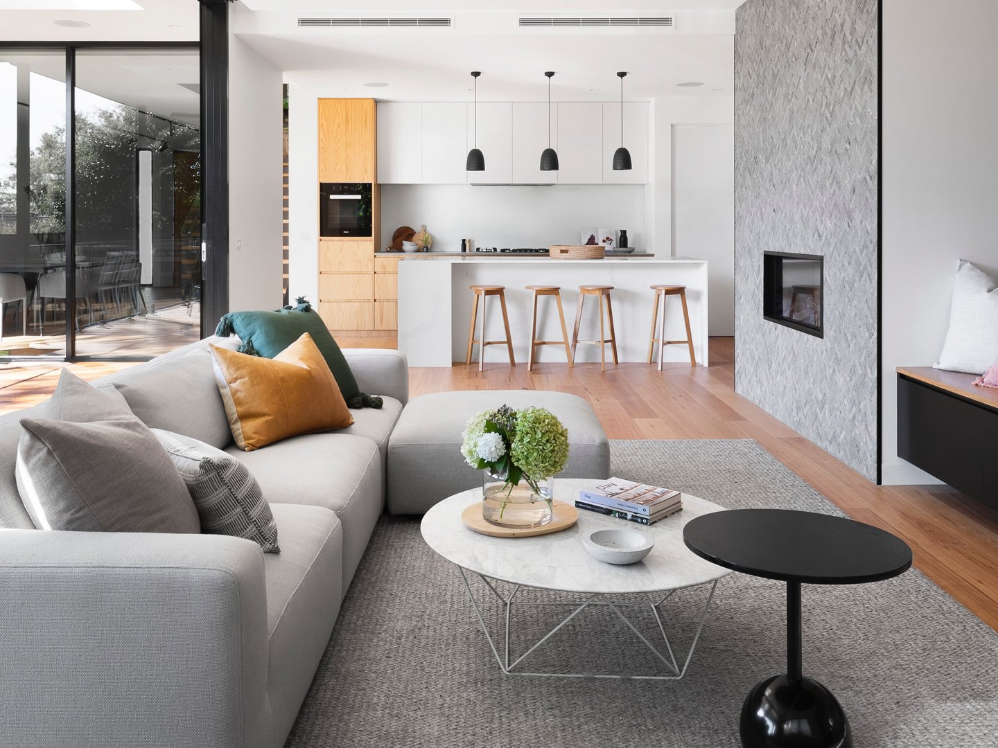 Mortgage300 - Jodie Hendrickson at Cason Home Loans