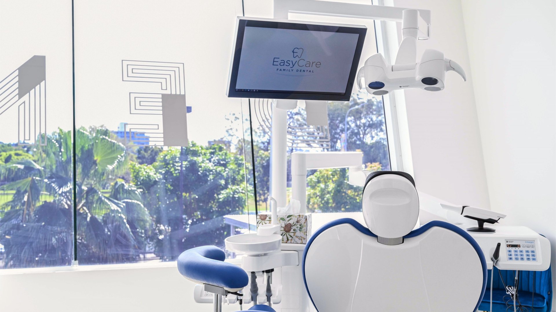 EasyCare Family Dental hero image