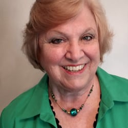 Dr. Carolyn Kay 