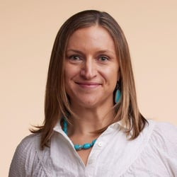 Claire 