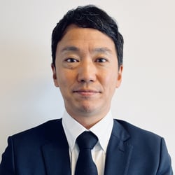 Toshihiro 