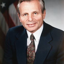 Frank Carlucci