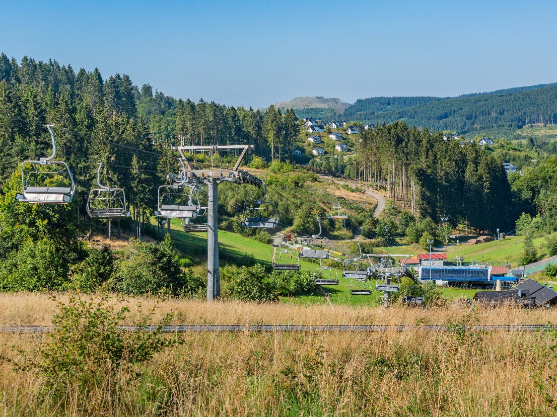 Sauerland dichtbij: bergen, bossen en vakwerkstadjes