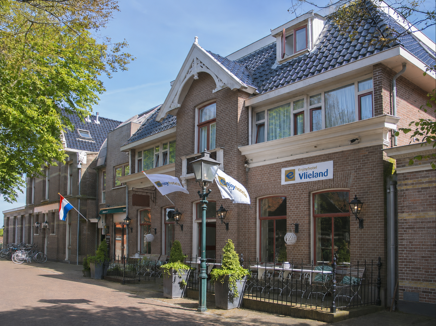 Van Dorpsstraat tot Vliehors: sfeervolle eilanddagen bij Enjoyhotel Vlieland