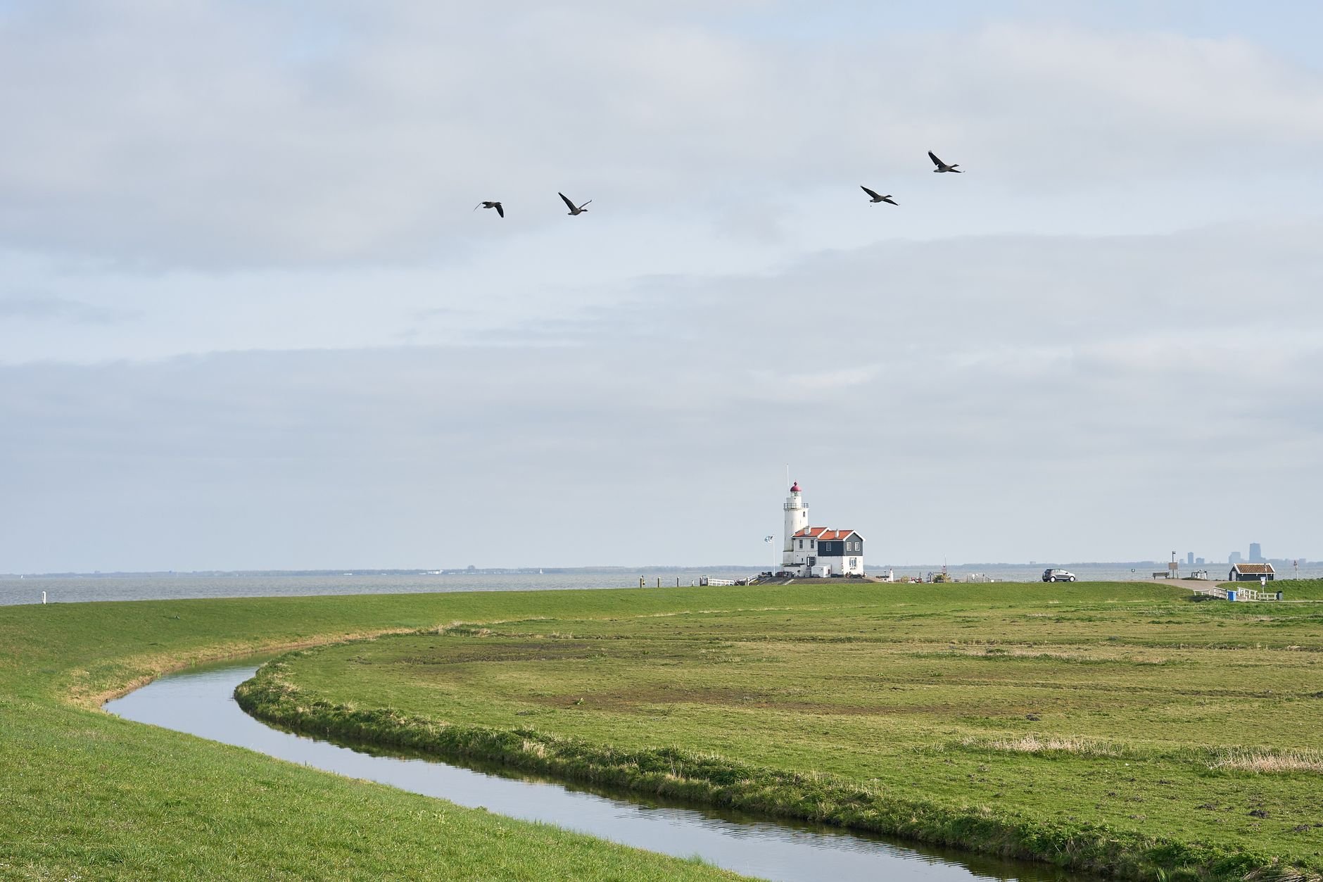 Ontdek het IJsselmeer: water, historie en sfeervolle havenstadjes