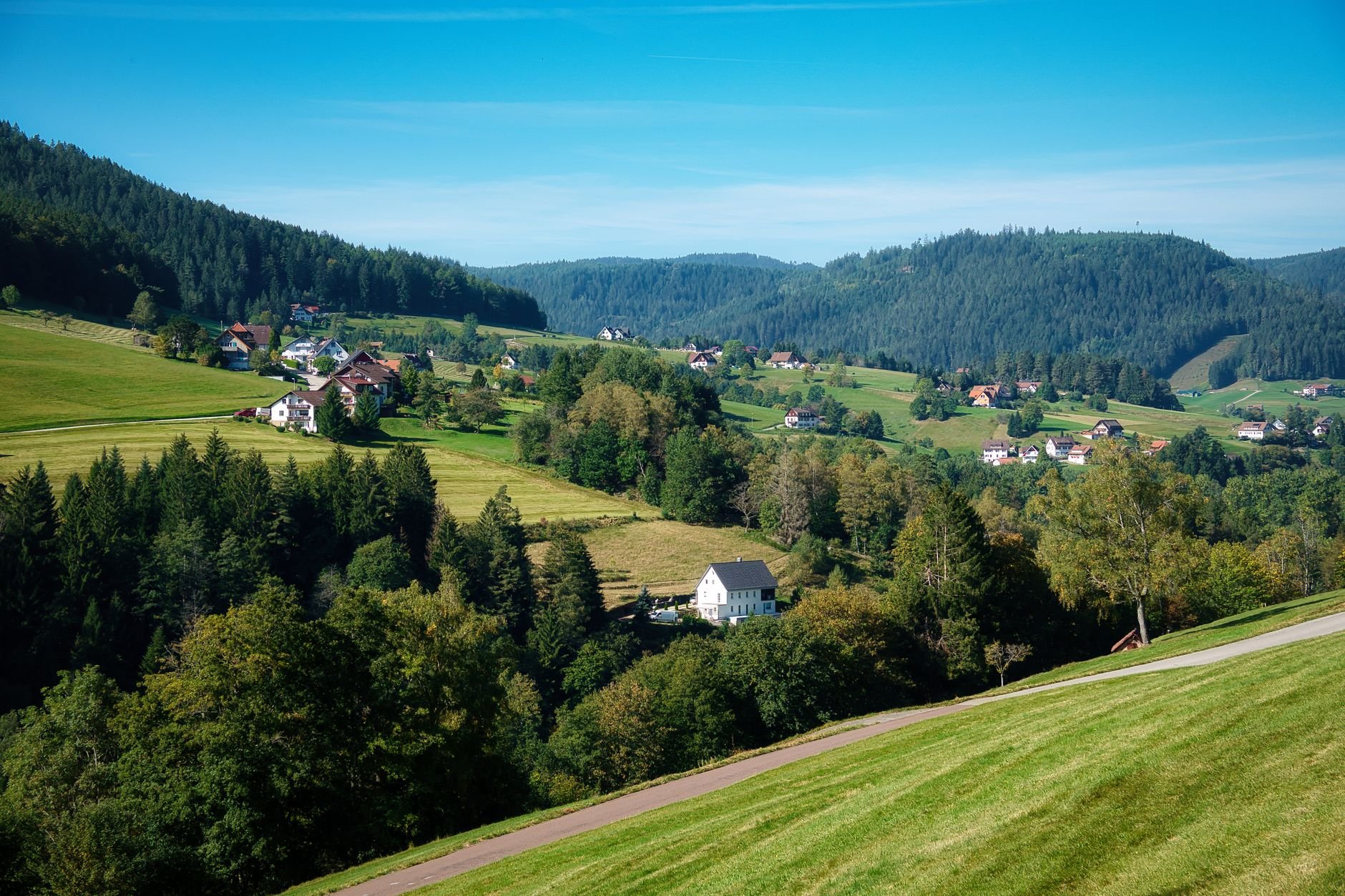 Herzlich willkommen inmitten der Sauerländer Bergwelt – Enjoyhotel Marleen