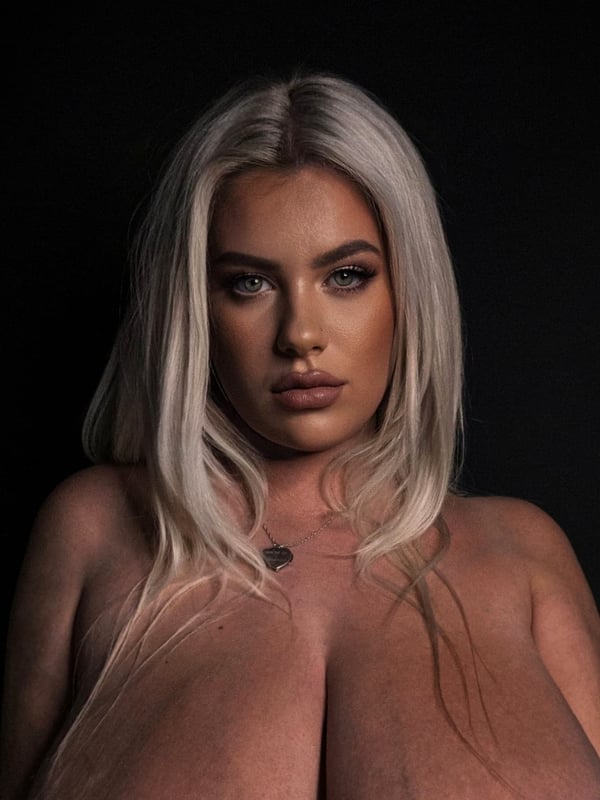 ninaphoenix's Avatar