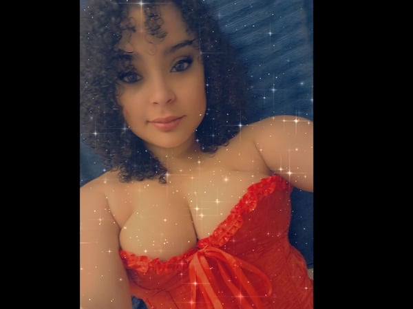 yes_its_tasha's Header