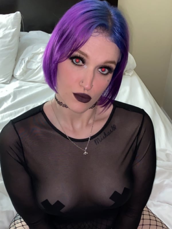 velvetnico69's Avatar