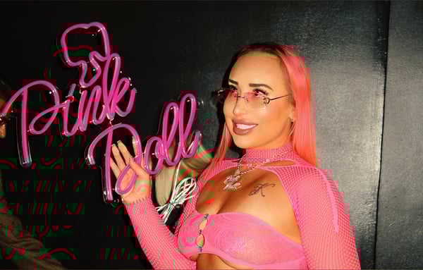 pink__dolll's Header