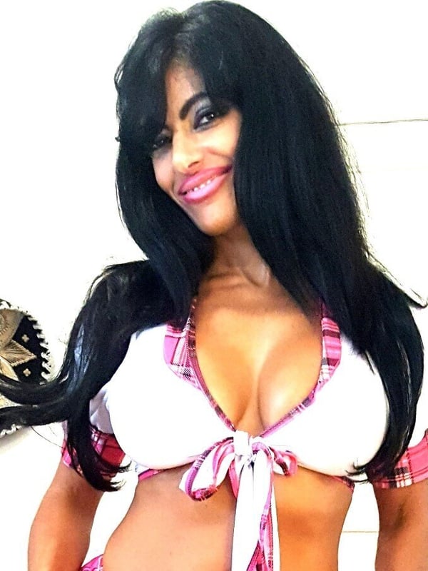 claudiasmith's Avatar