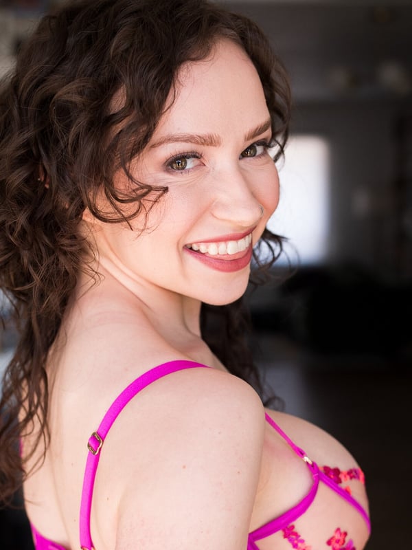 thehazelpaige's Avatar