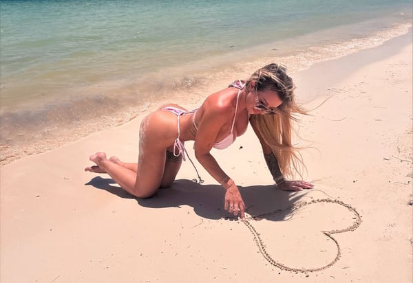 blondierosiie's Header