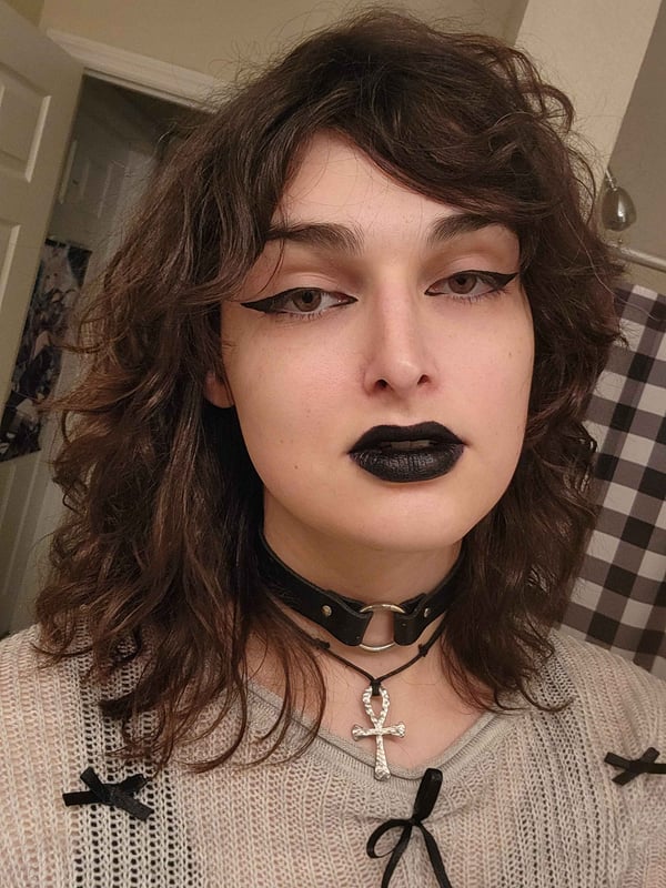 shesintowhatnow1's Avatar