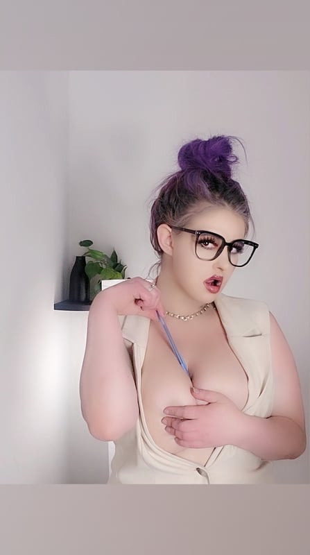 nicolerubyvip1995's Header