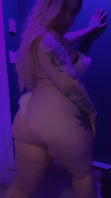 blxck.bvnny's Header