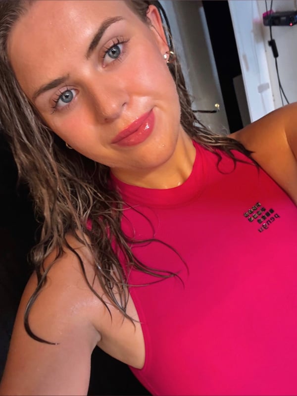 phoebeharris's Avatar