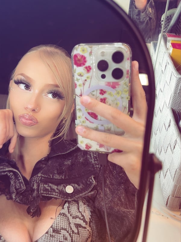 theyloveemmyy's Avatar