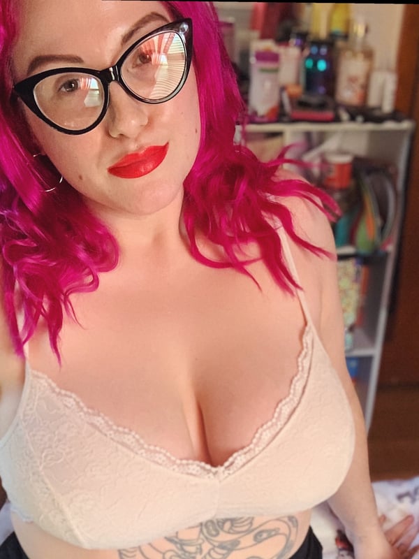 strvwberrygvshes's Avatar