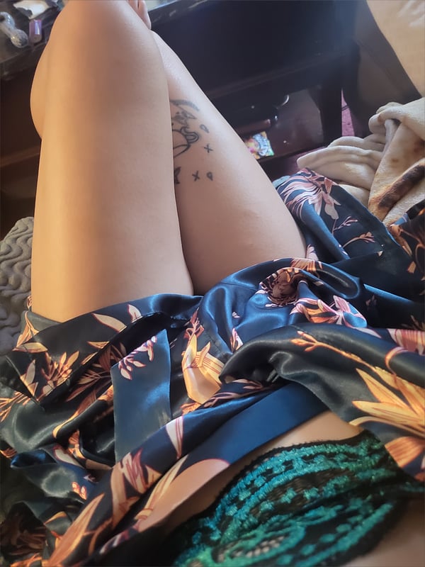 miss_behavingwiththemrs's Header