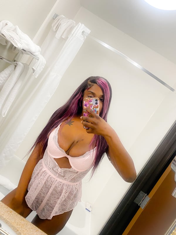 chocolatebarbie.doll's Header