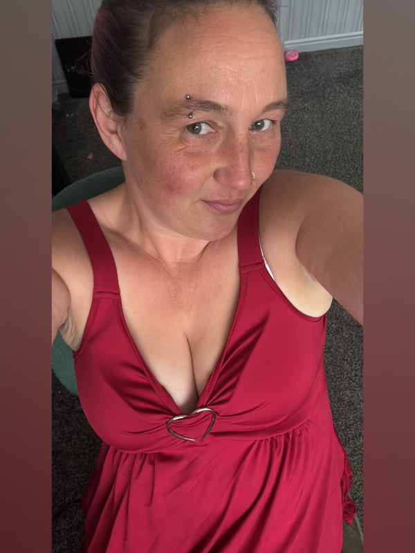 emmaunwrapped's Avatar