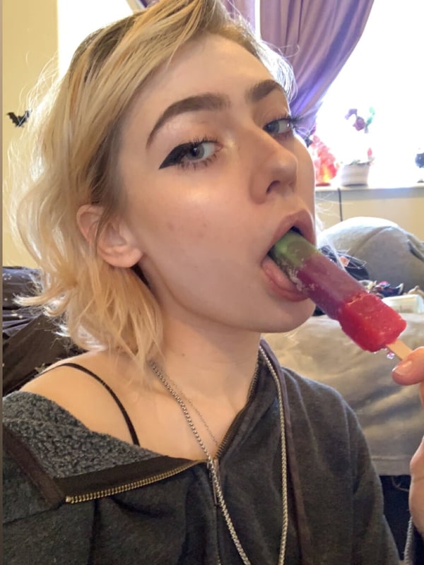 itty_bitty_batty's Avatar