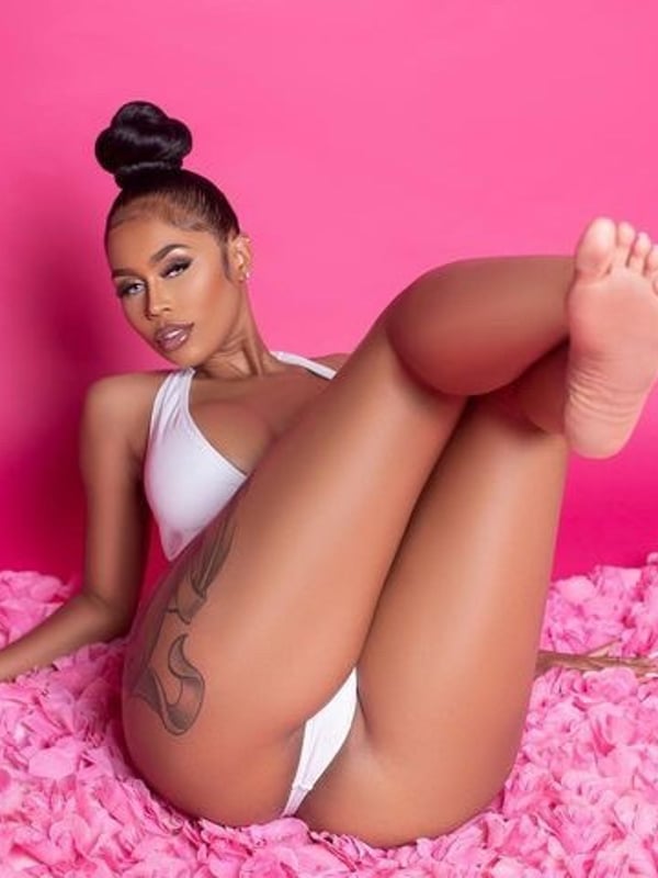 theyloveherstori's Avatar