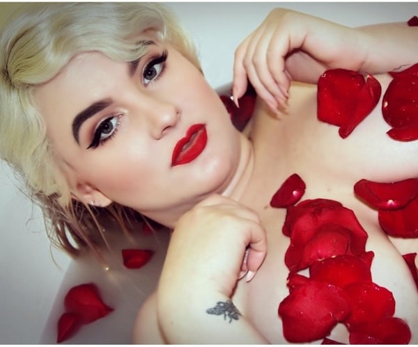 karinadeformosa's Header