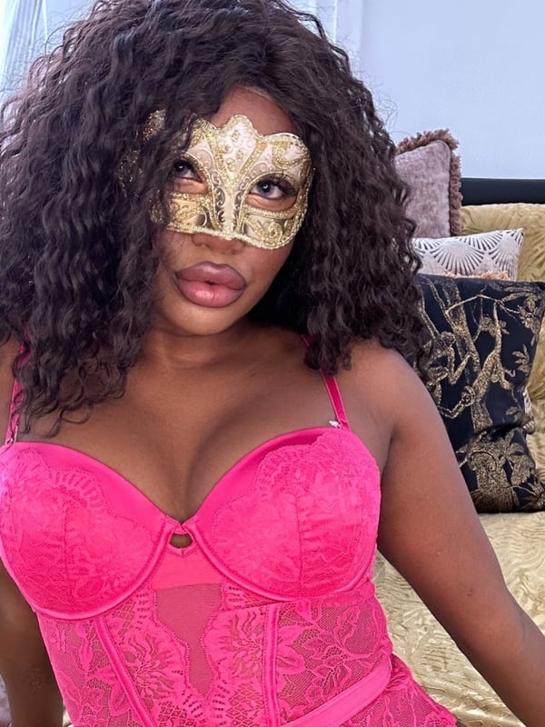 tiyenefertari's Avatar