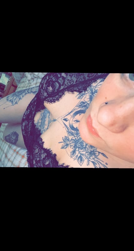 veronicabentley's Header