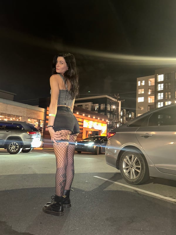 lesbhonestx3's Avatar