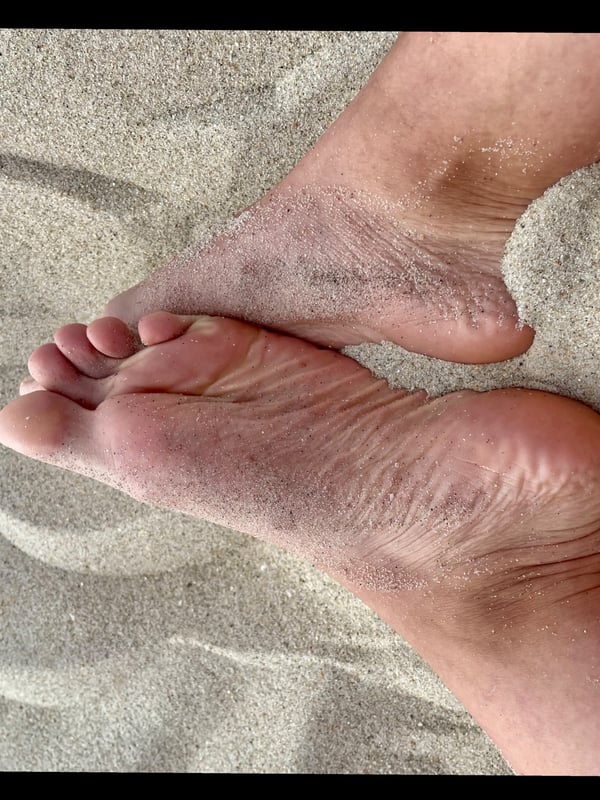 alexa_enchantedfeet's Header