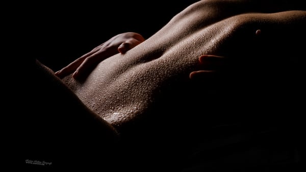 isabellachris_model's Header