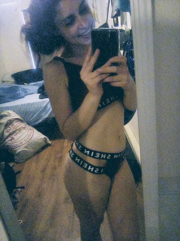 behindthelifewithaqueen's Avatar