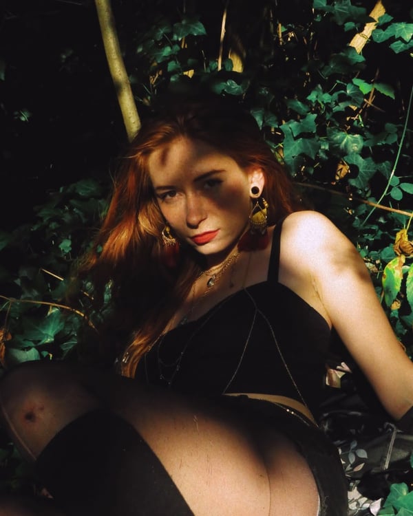 robinwithredhair's Header