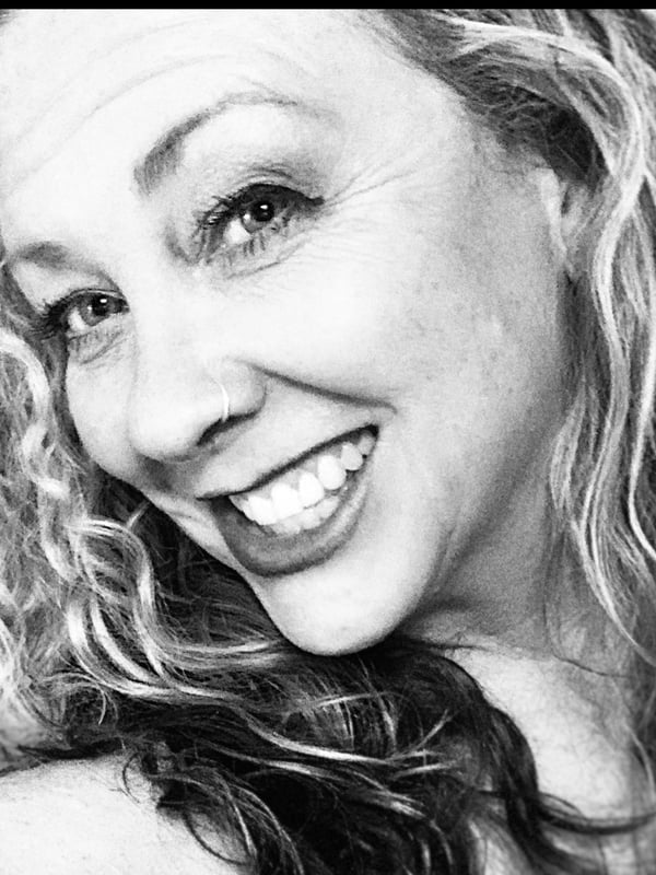 jonnaraizey.com's Avatar