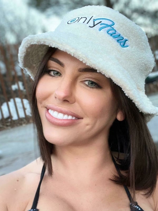 adrianachechik's Avatar