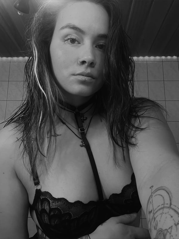 whoisakira98's Avatar