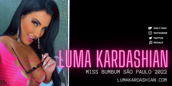 A woman with long dark hair posing confidently in a pink swimsuit by a pool, with text overlays announcing her as Miss Bumbum São Paulo 2022 and social media handles.