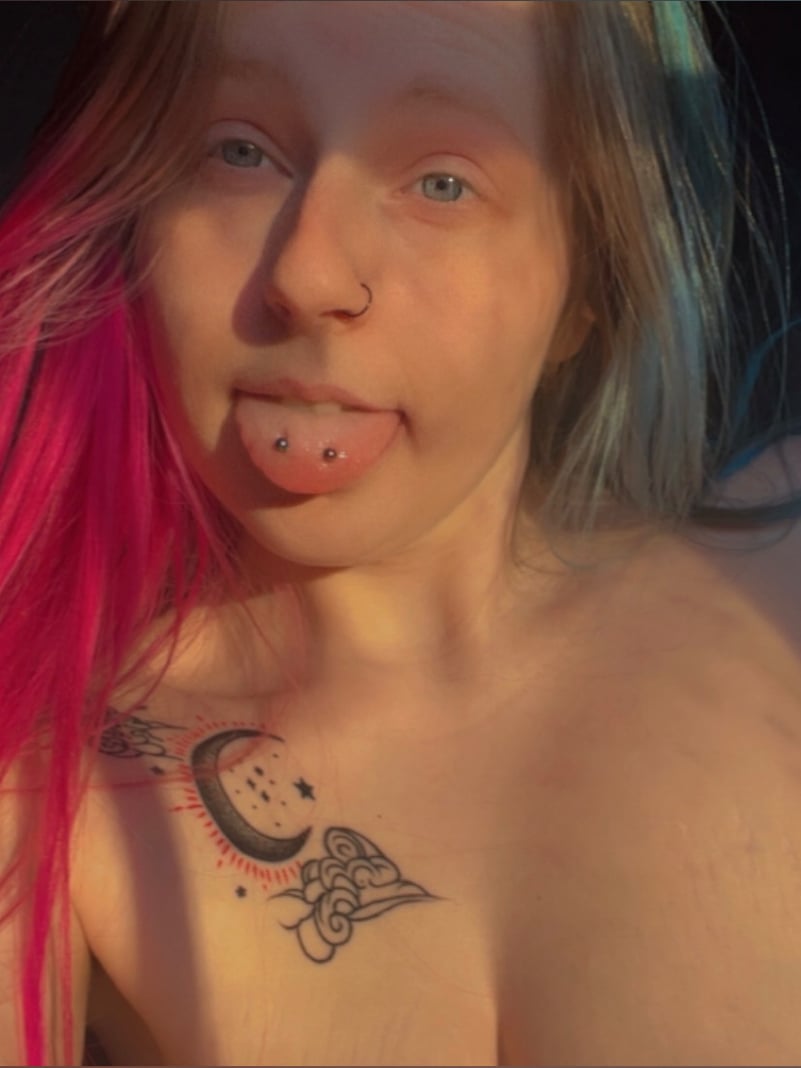 ariasalonepaid's Avatar