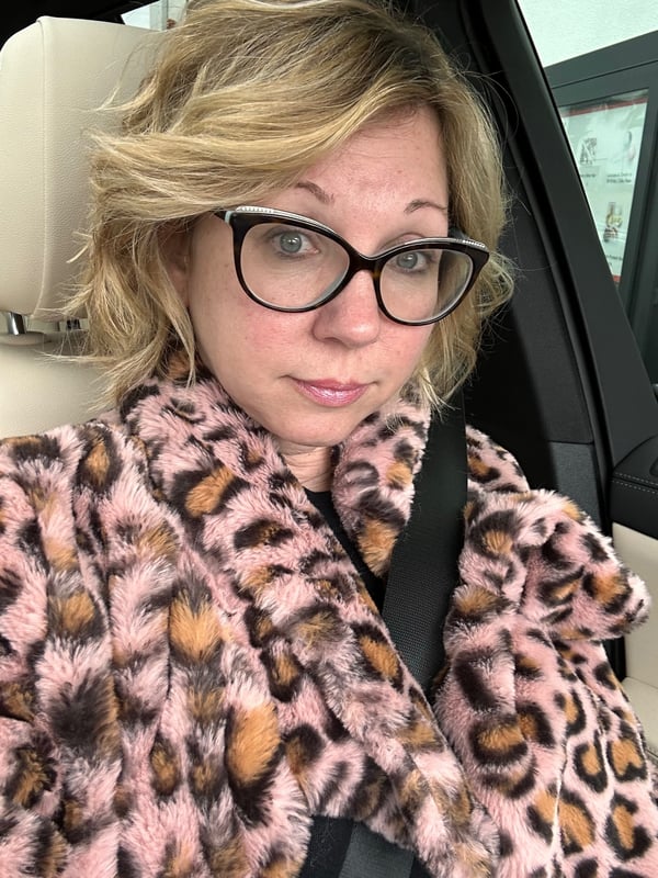 naughtylibrarian73's Header