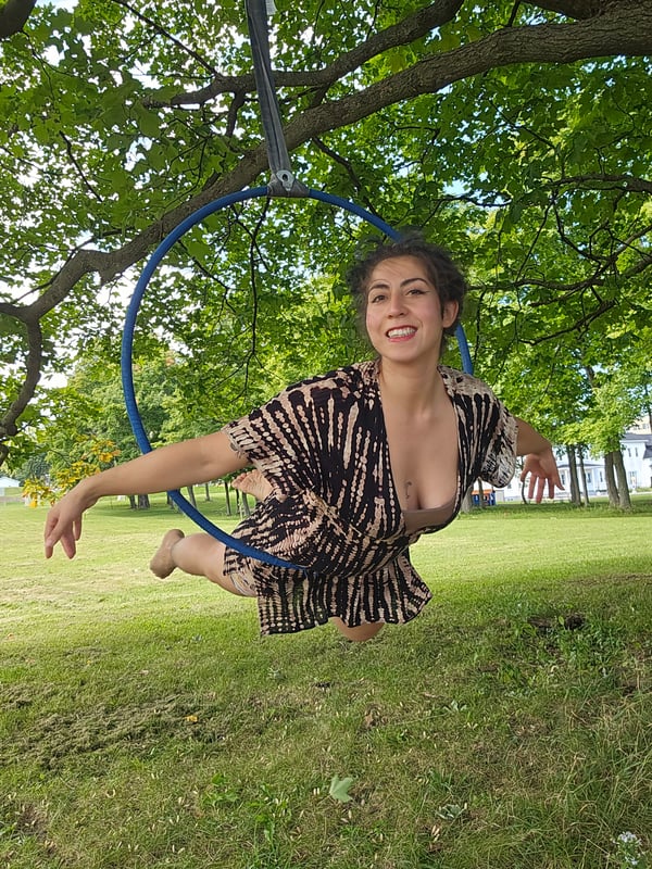 closed.account.olivia's Header