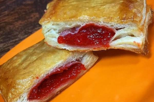 guavapastelito's Header