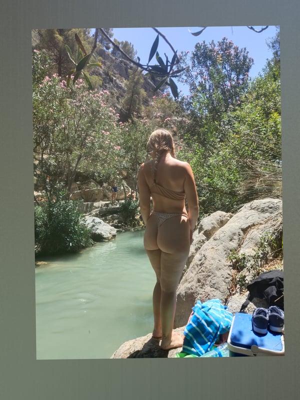 roxxxinsinua's Avatar