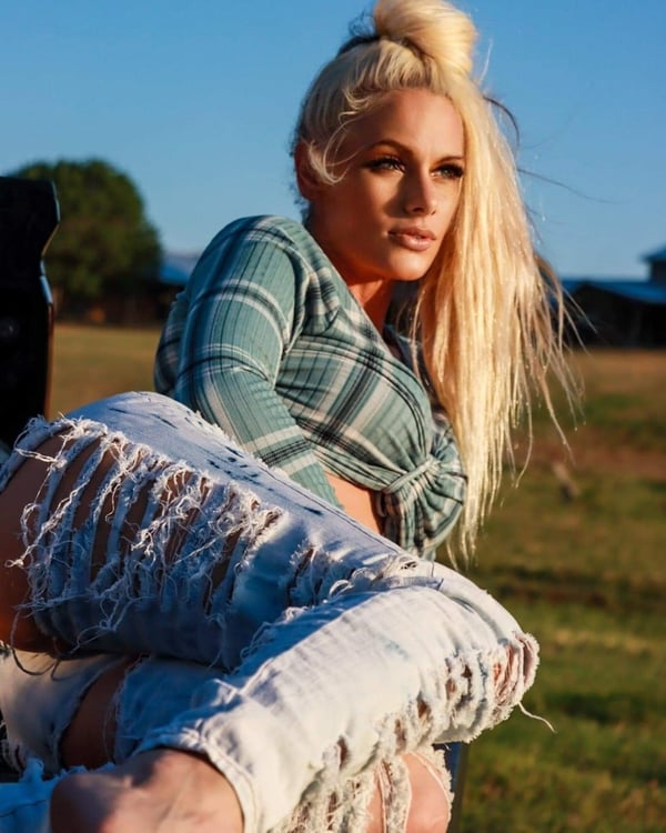 cynthiatazer's Header