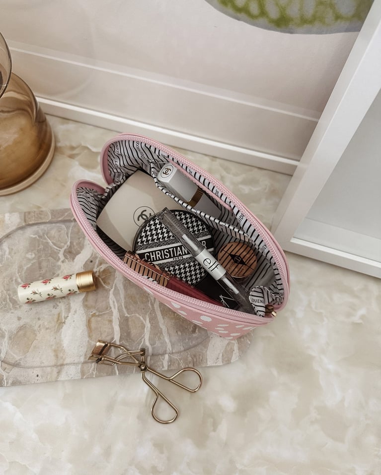 Louenhide Baby Nancy Makeup Bag   Pink Raindrop